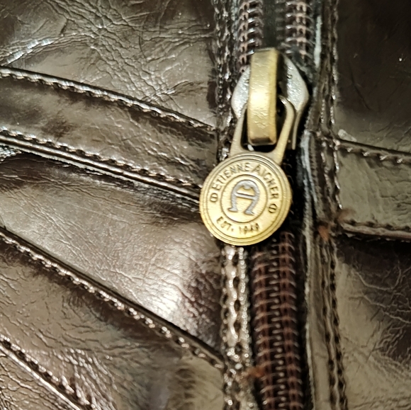 Women's Etienne Aigner brown ankle boots w/ side zippers and heels, 9.5M - Picture 8 of 8